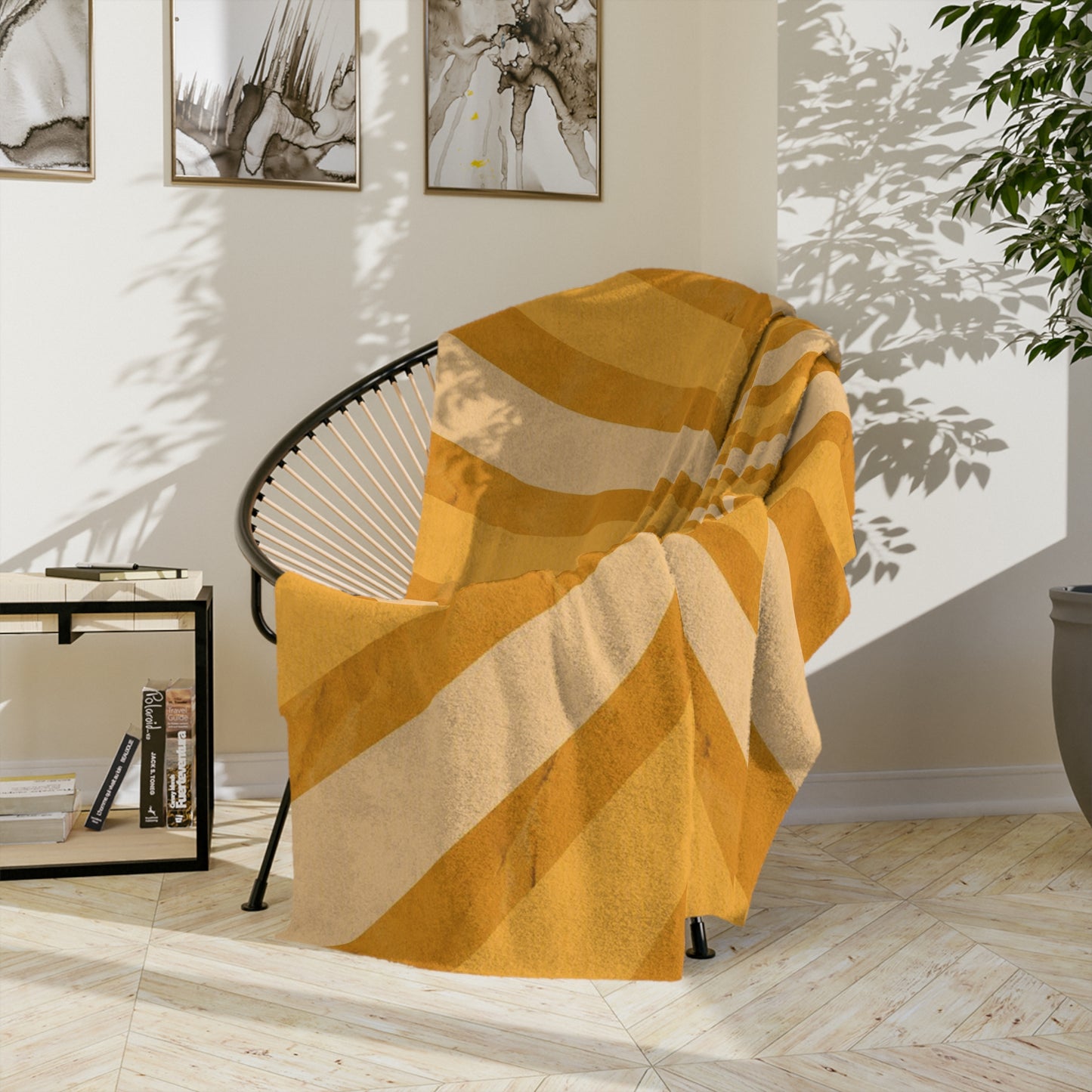 Groovy Yellow Sun Rays Throw Sofa Bed Blanket - Soft Thick Velveteen Minky Throw Blanket