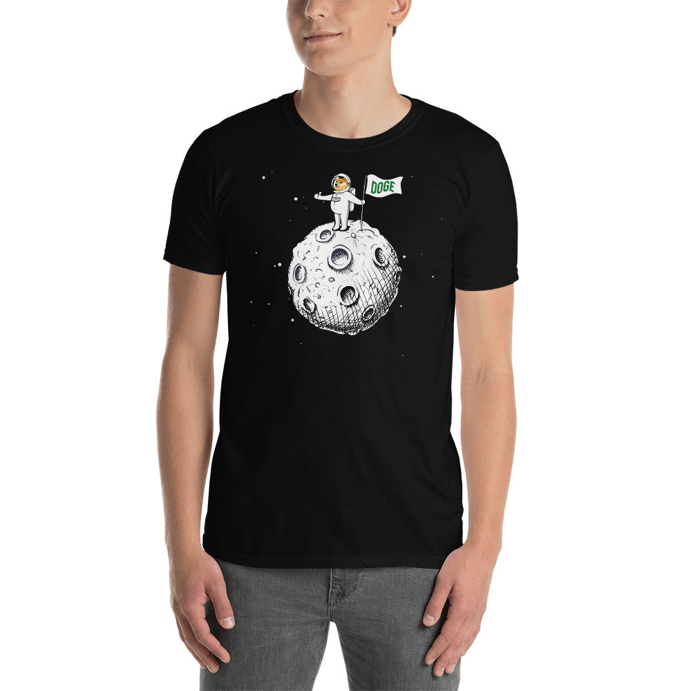 DOGE to the Moon Shirt - Doge Coin Shirt - Doge shirt - Wallstreetbets WSB Shirt To the Moon - Let's go! - Buy and HODL Unisex Doge T-Shirt